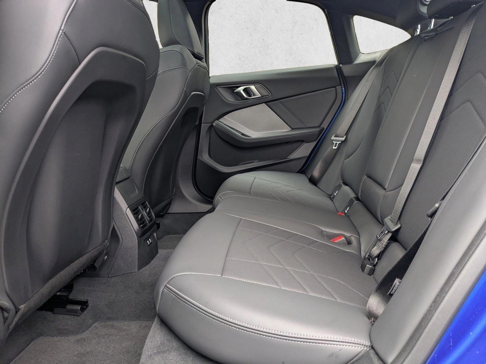 2025 BMW 2 Series 228 - Photo 23