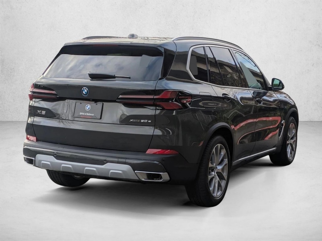 New 2026 BMW X5 PHEV xDrive50e SUV