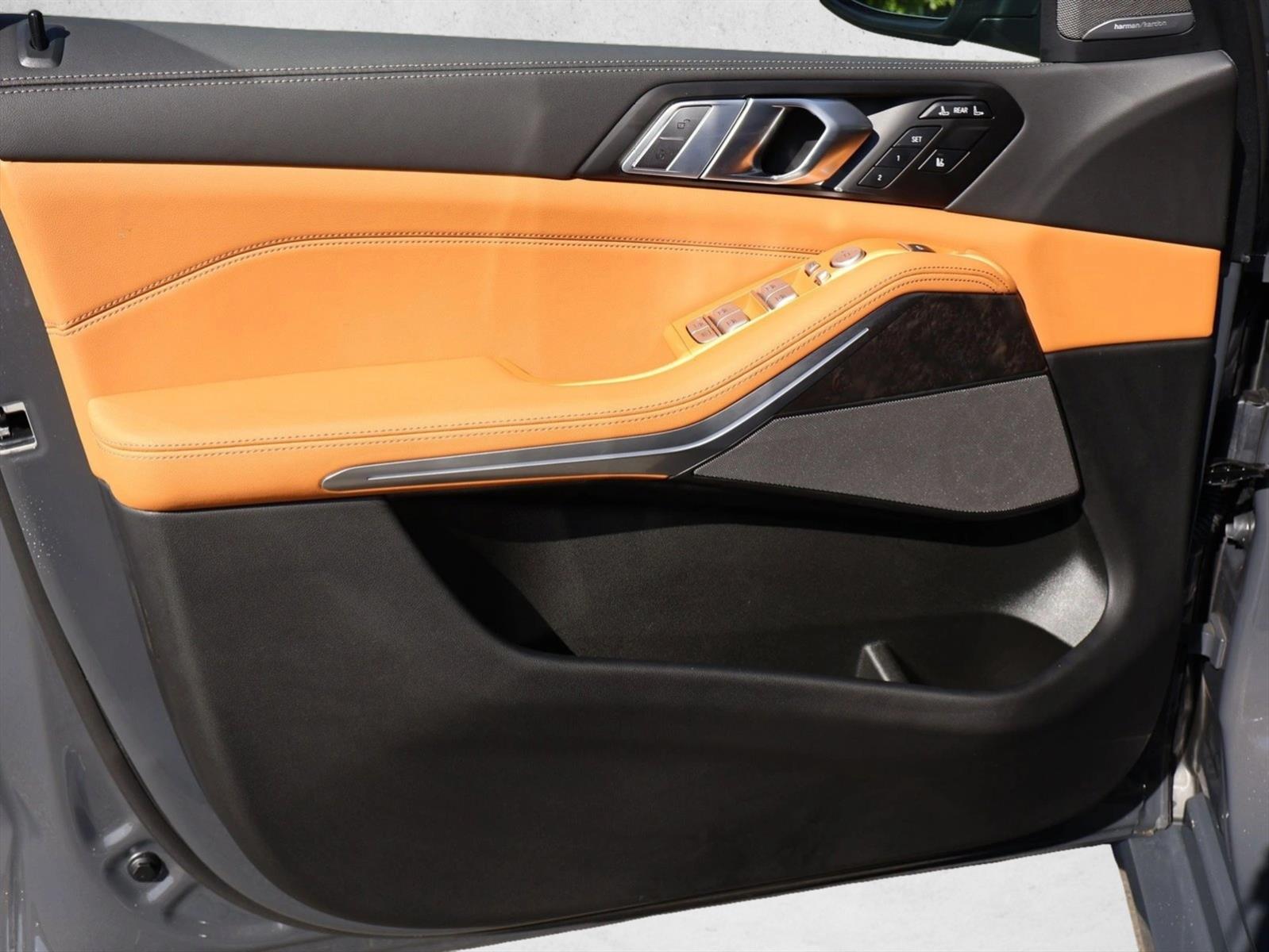2026 BMW X7 40i - Photo 12