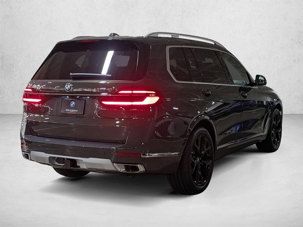 New 2026 BMW X7 xDrive40i SUV