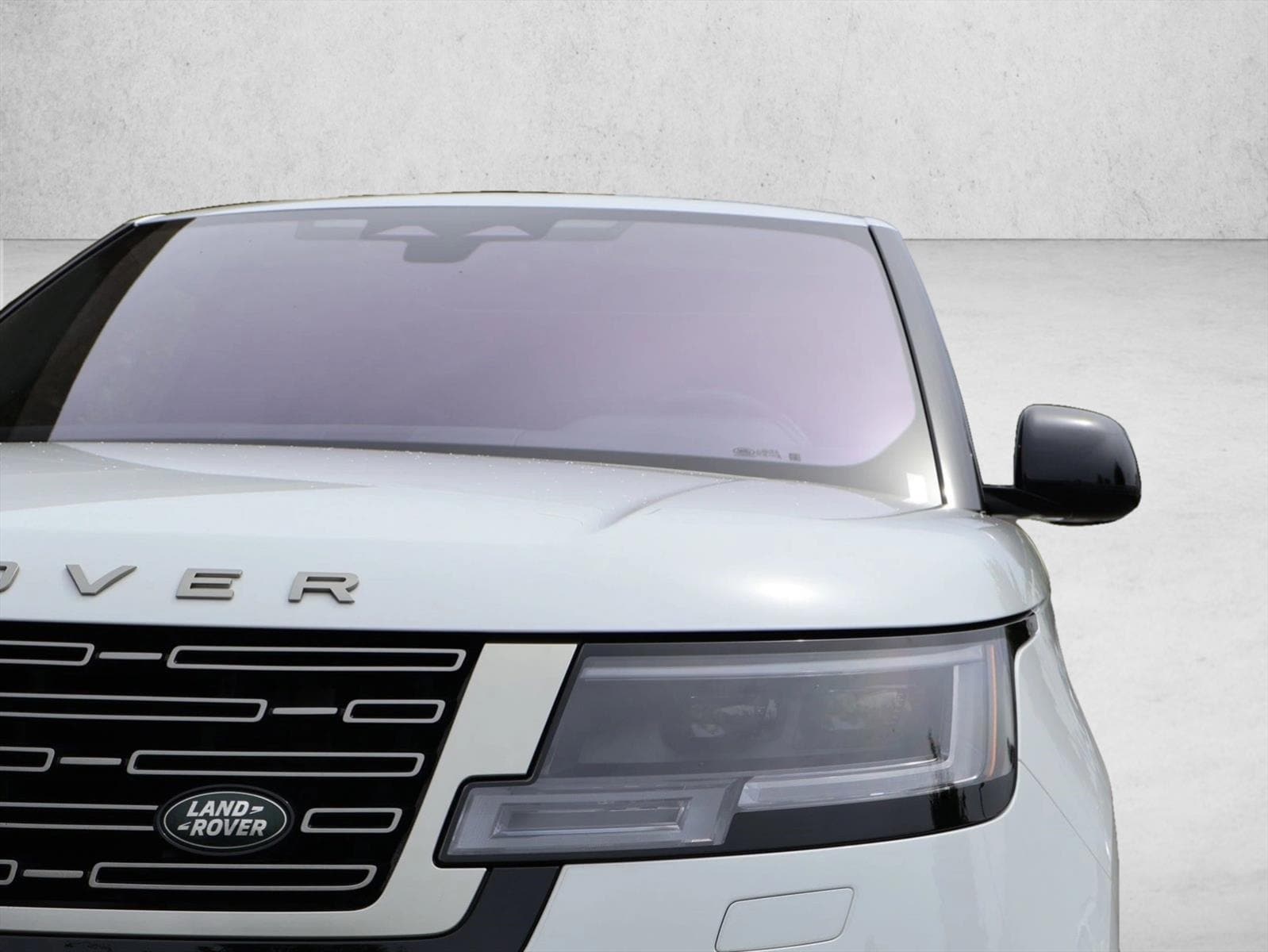 2023 Land Rover Range Rover SE - Photo 2