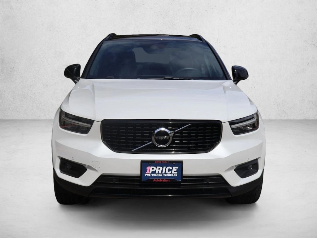 Used 2021 Volvo XC40 T4 R-Design SUV