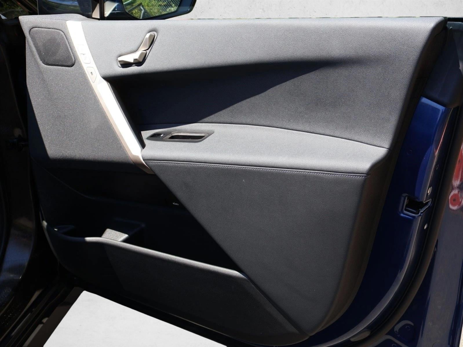 2023 BMW iX Base - Photo 25