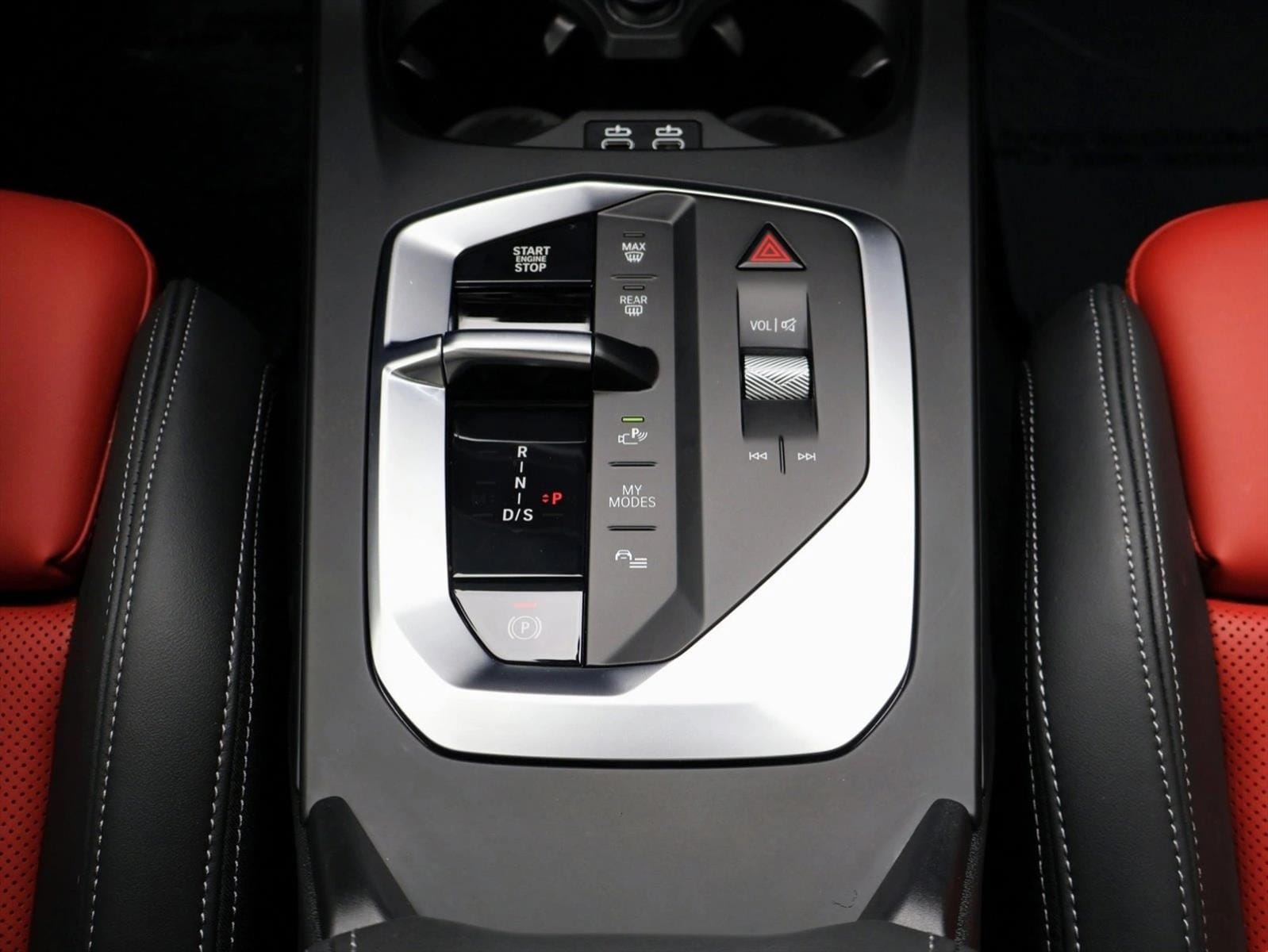 2025 BMW 2 Series M235 - Photo 19