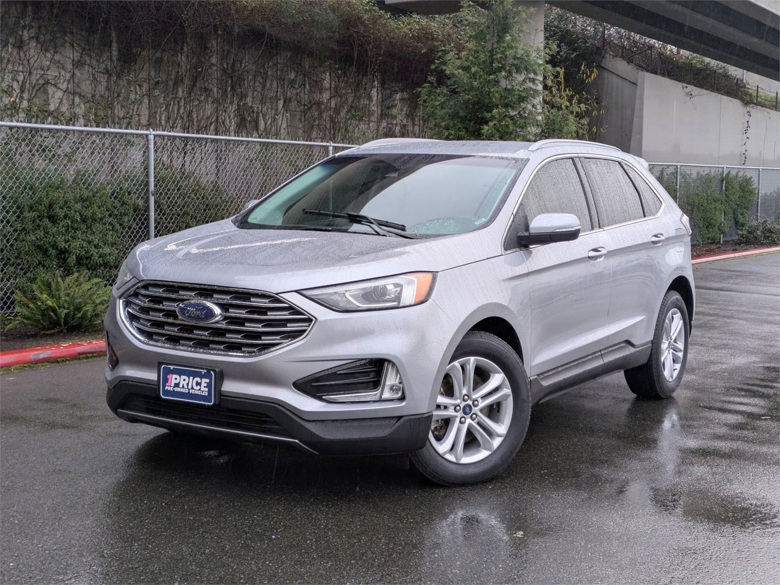 2020 Ford Edge SEL AWD's photo