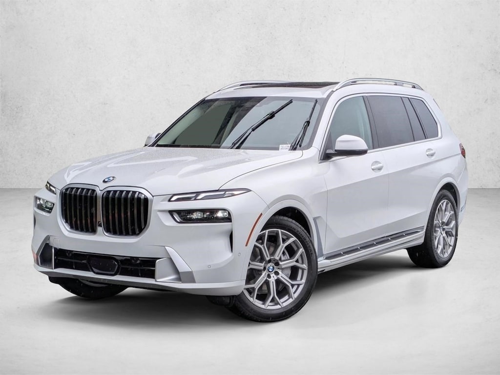 New 2026 BMW X7 xDrive40i SUV