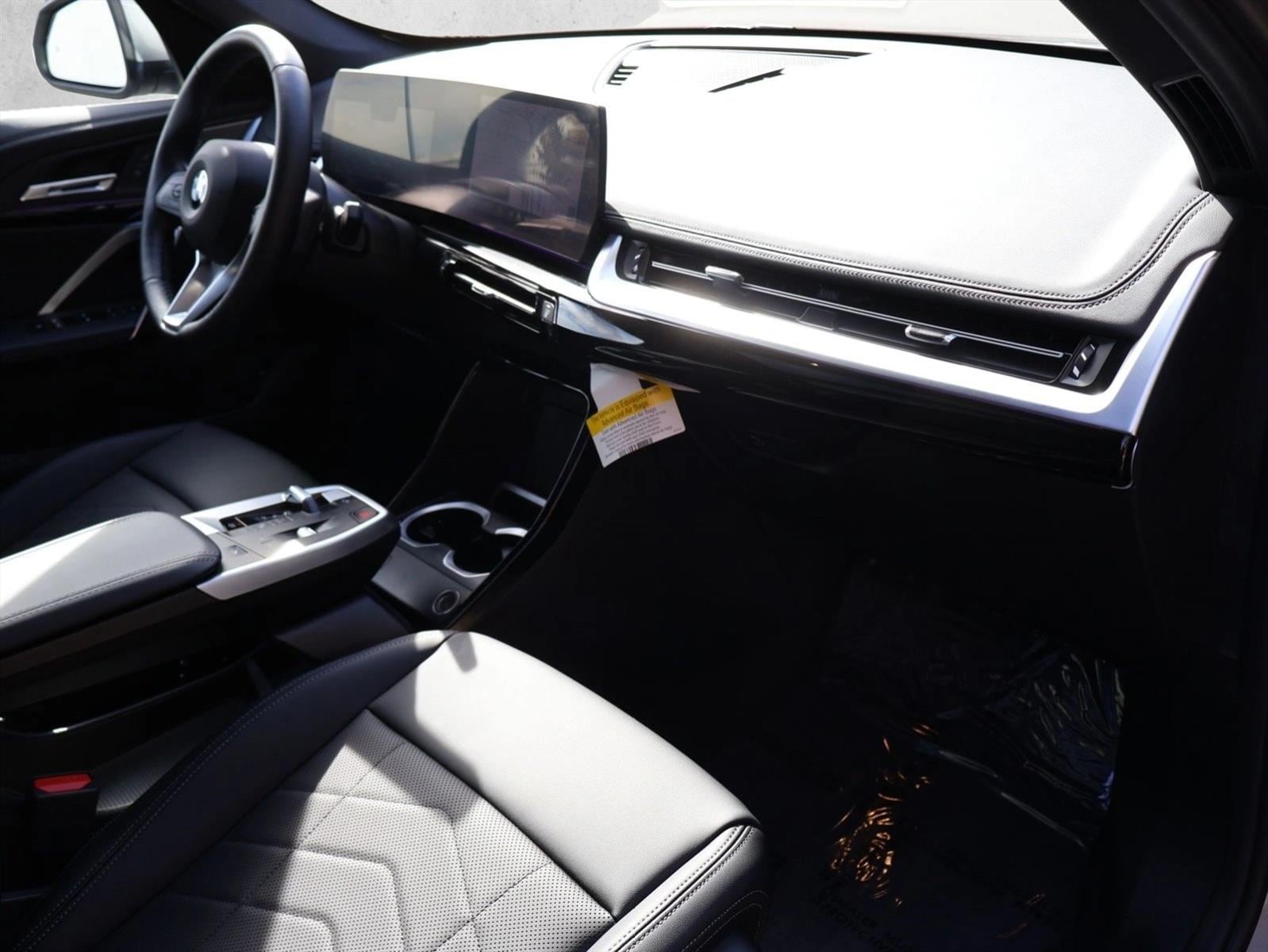 2026 BMW X1 28i - Photo 26