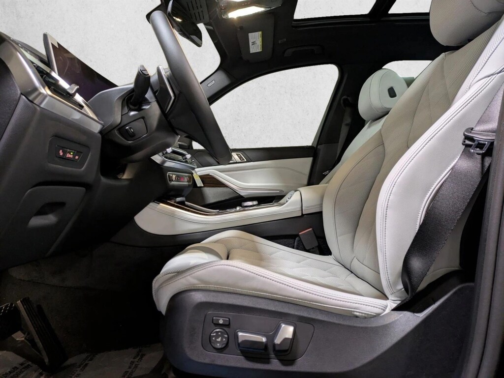 New 2026 BMW X5 PHEV xDrive50e SUV