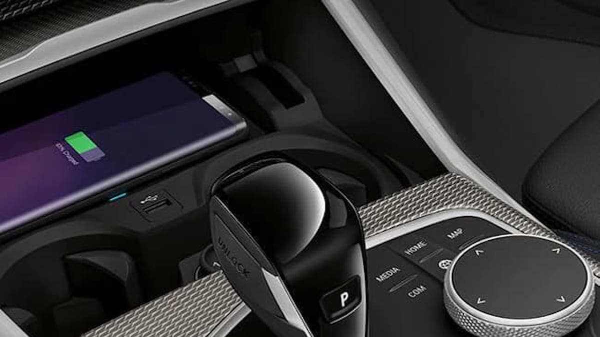 BMW Wireless Device Charging tray