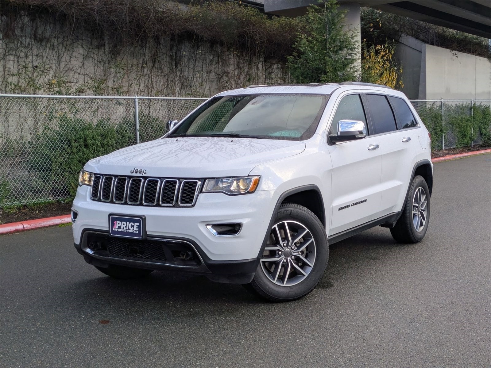 2021 Jeep Grand Cherokee Limited's photo