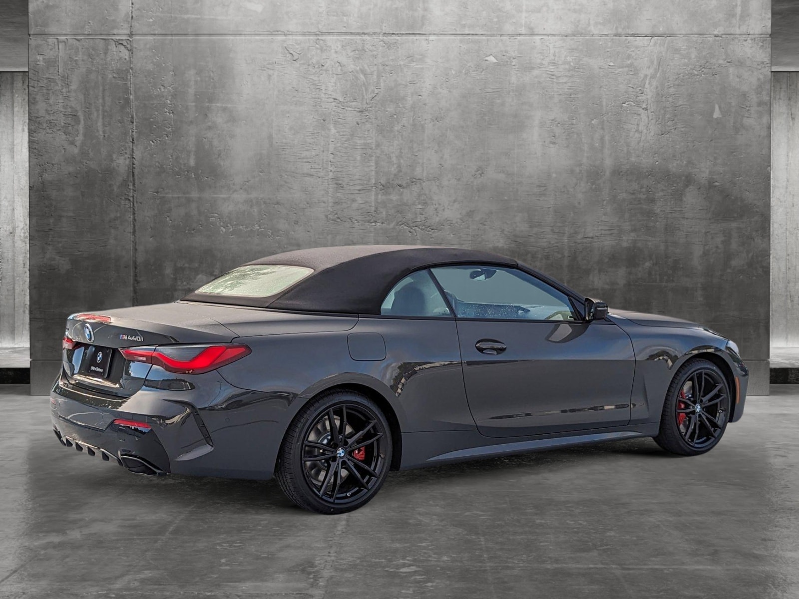 Used 2024 BMW 4 Series M440i with VIN WBA63AT02RCP36174 for sale in Bellevue, WA