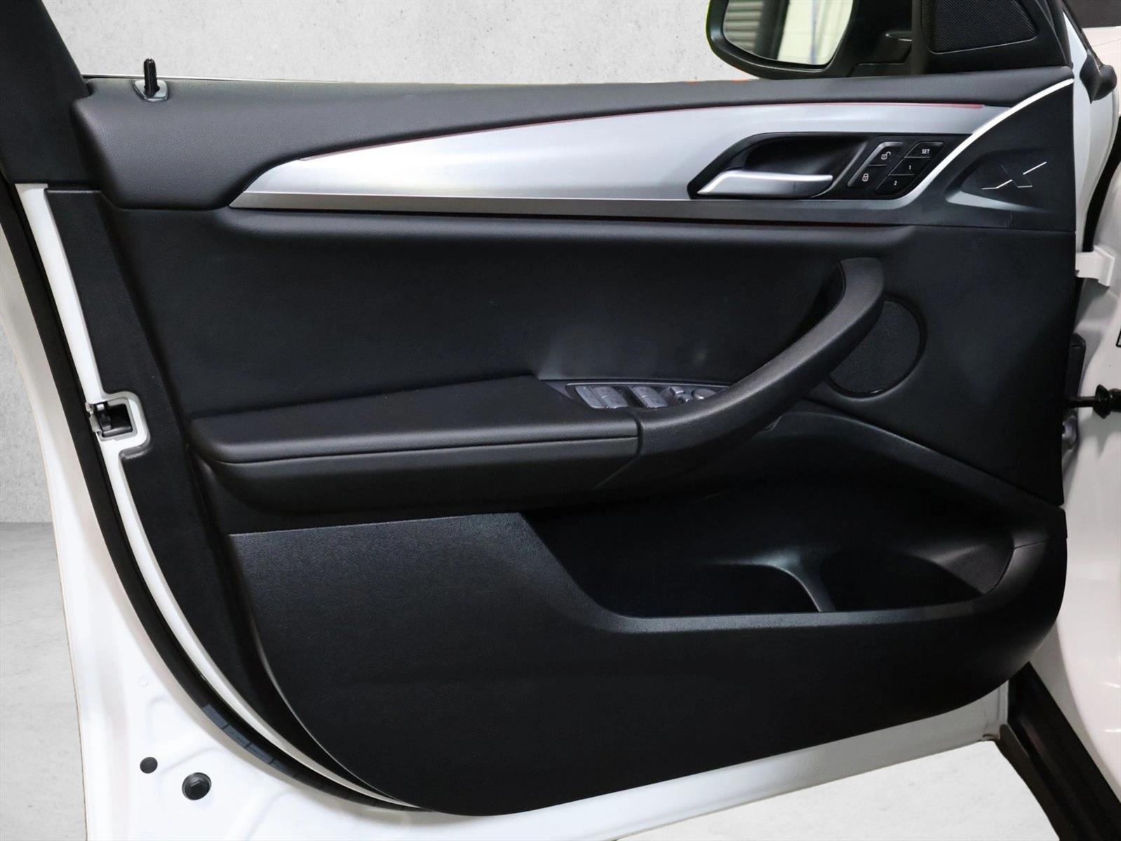 2023 BMW X4 30i - Photo 12