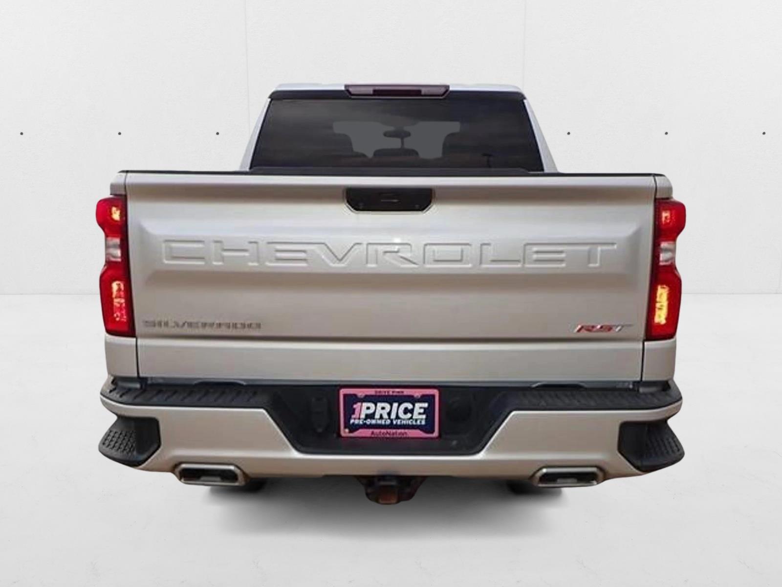 2021 Chevrolet Silverado 1500 RST photo 3