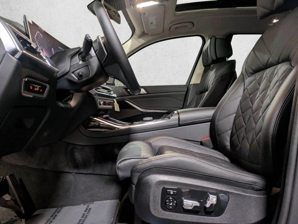New 2026 BMW X7 xDrive40i SUV