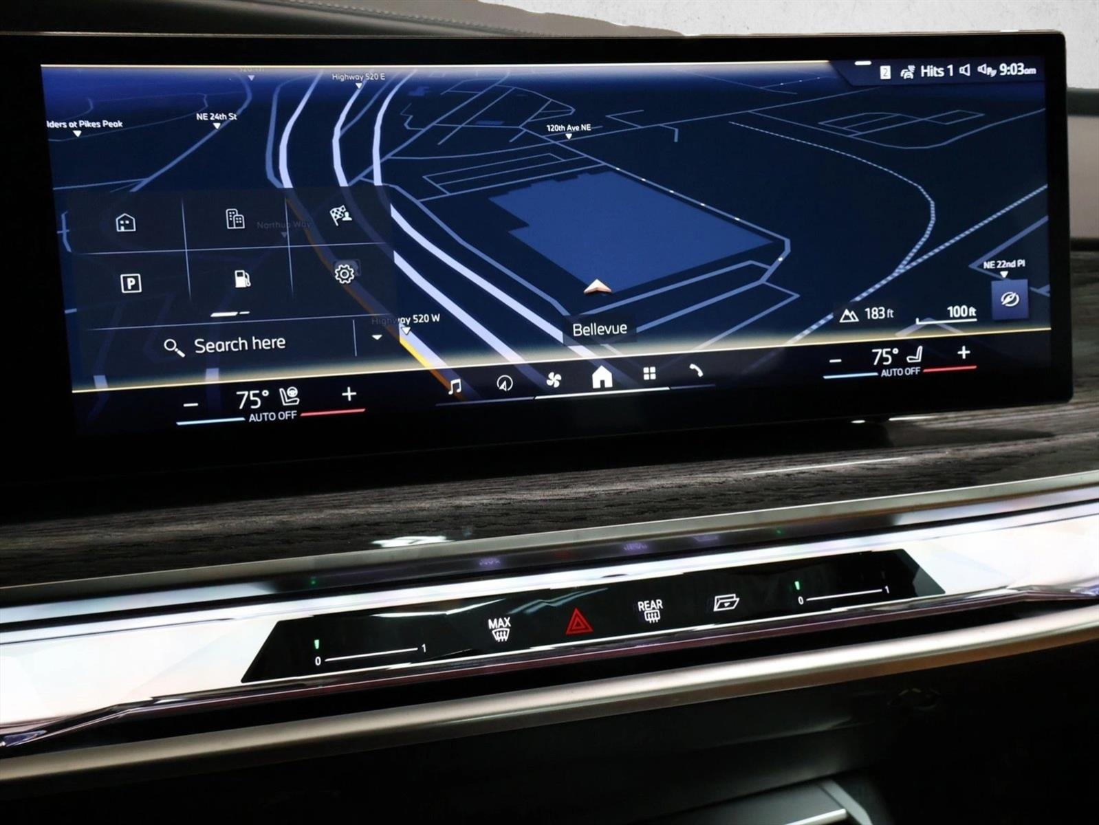 2025 BMW 7 Series 740i - Photo 18