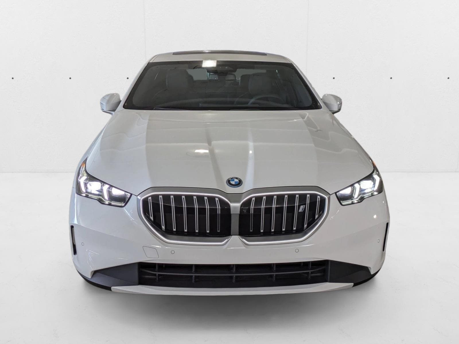 Used 2025 BMW i5 40 with VIN WBY13HG05SCT03887 for sale in Bellevue, WA