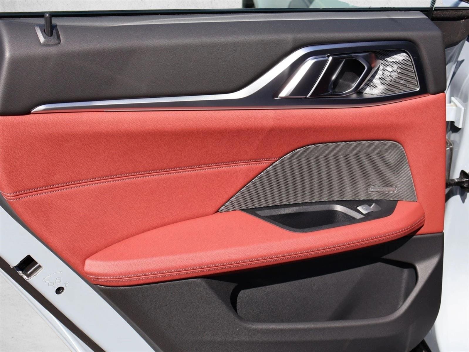2025 BMW i4 M50 - Photo 23