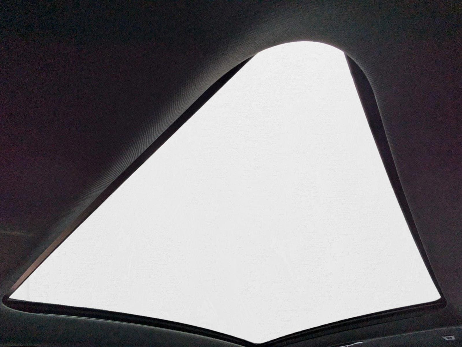 2025 BMW 7 Series 750e - Photo 15