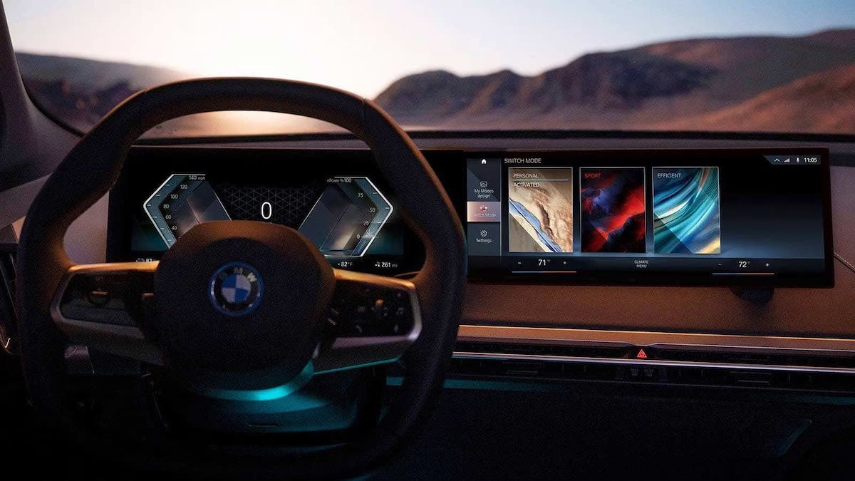 iDrive 8 Operating System in the BMW iX