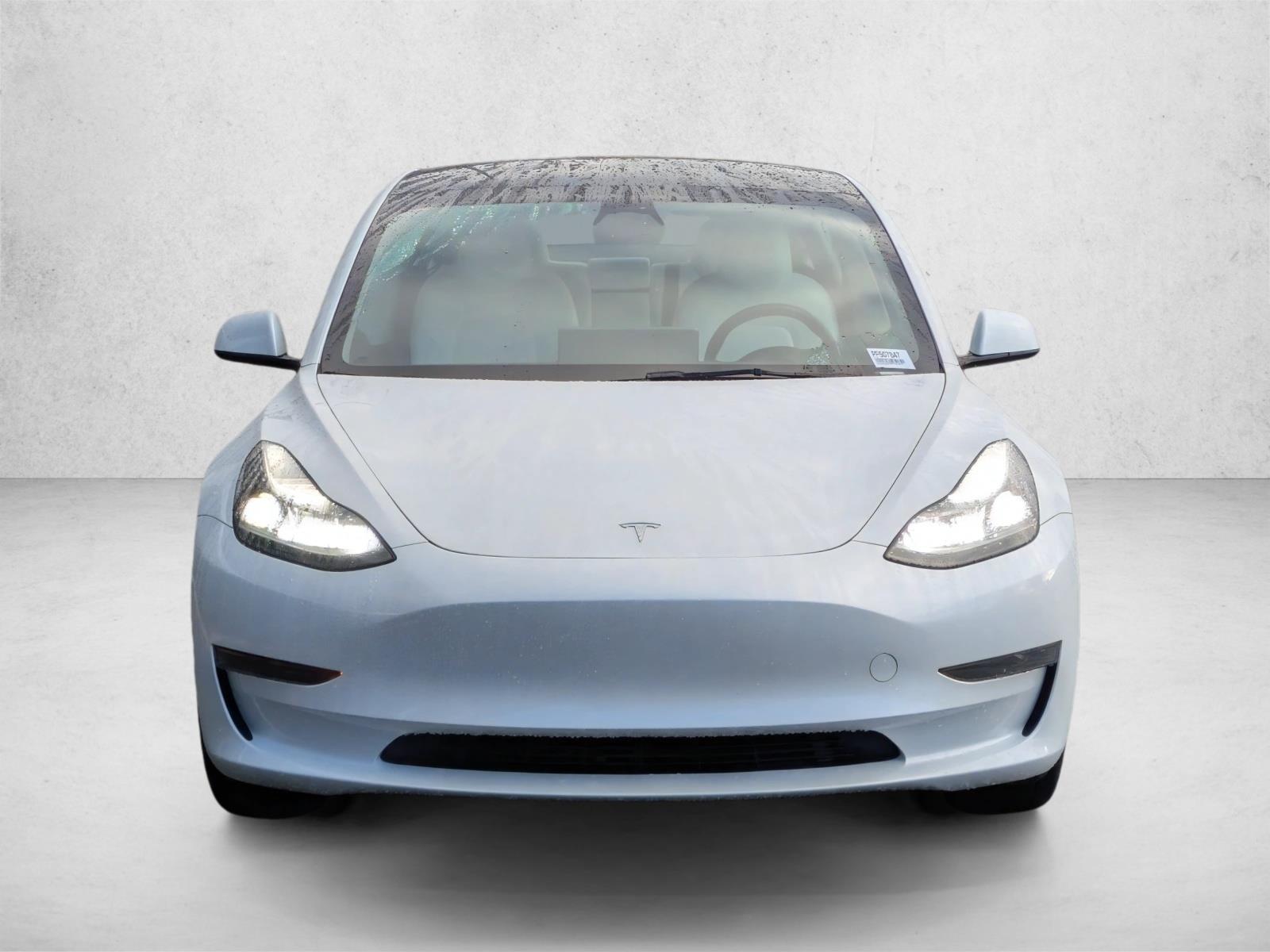 2023 Tesla Model 3 photo 2