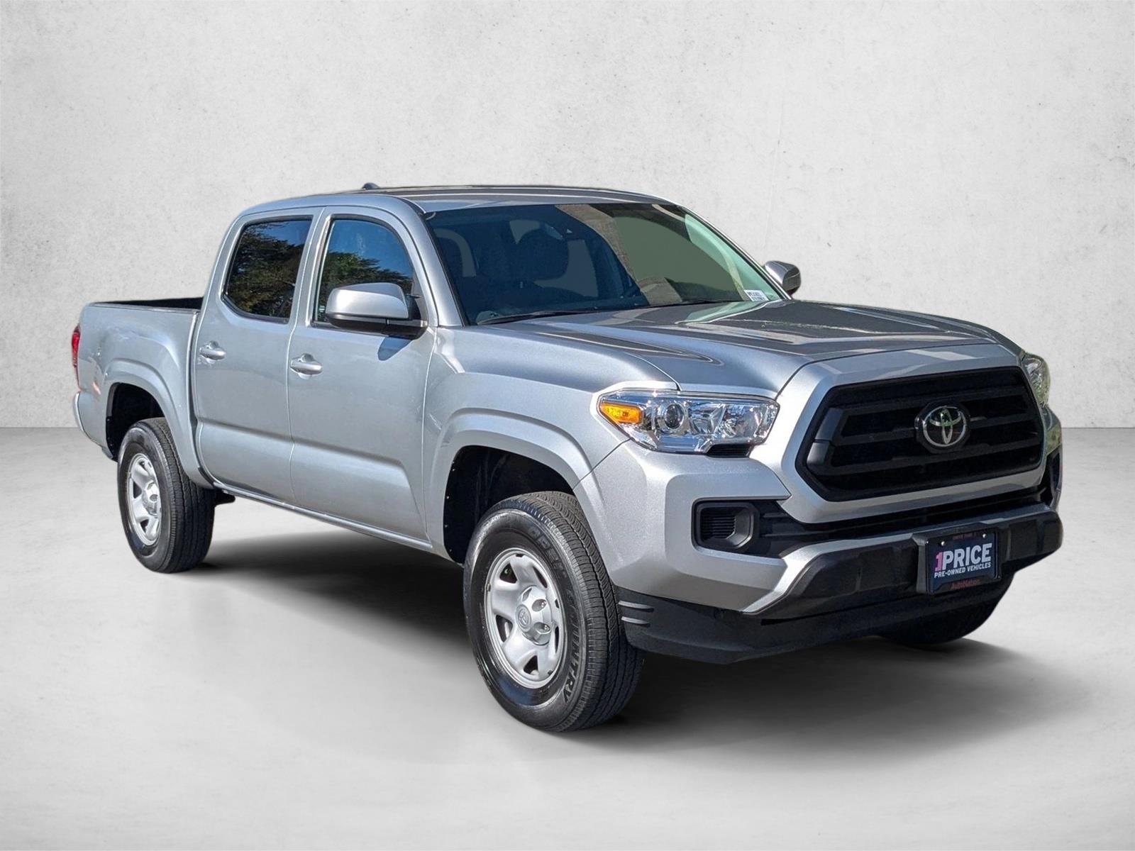 2022 Toyota Tacoma SR V6 photo 3