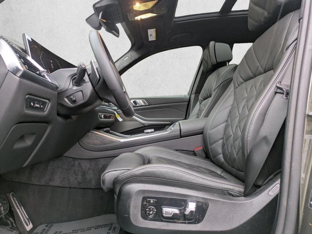 New 2026 BMW X7 xDrive40i SUV