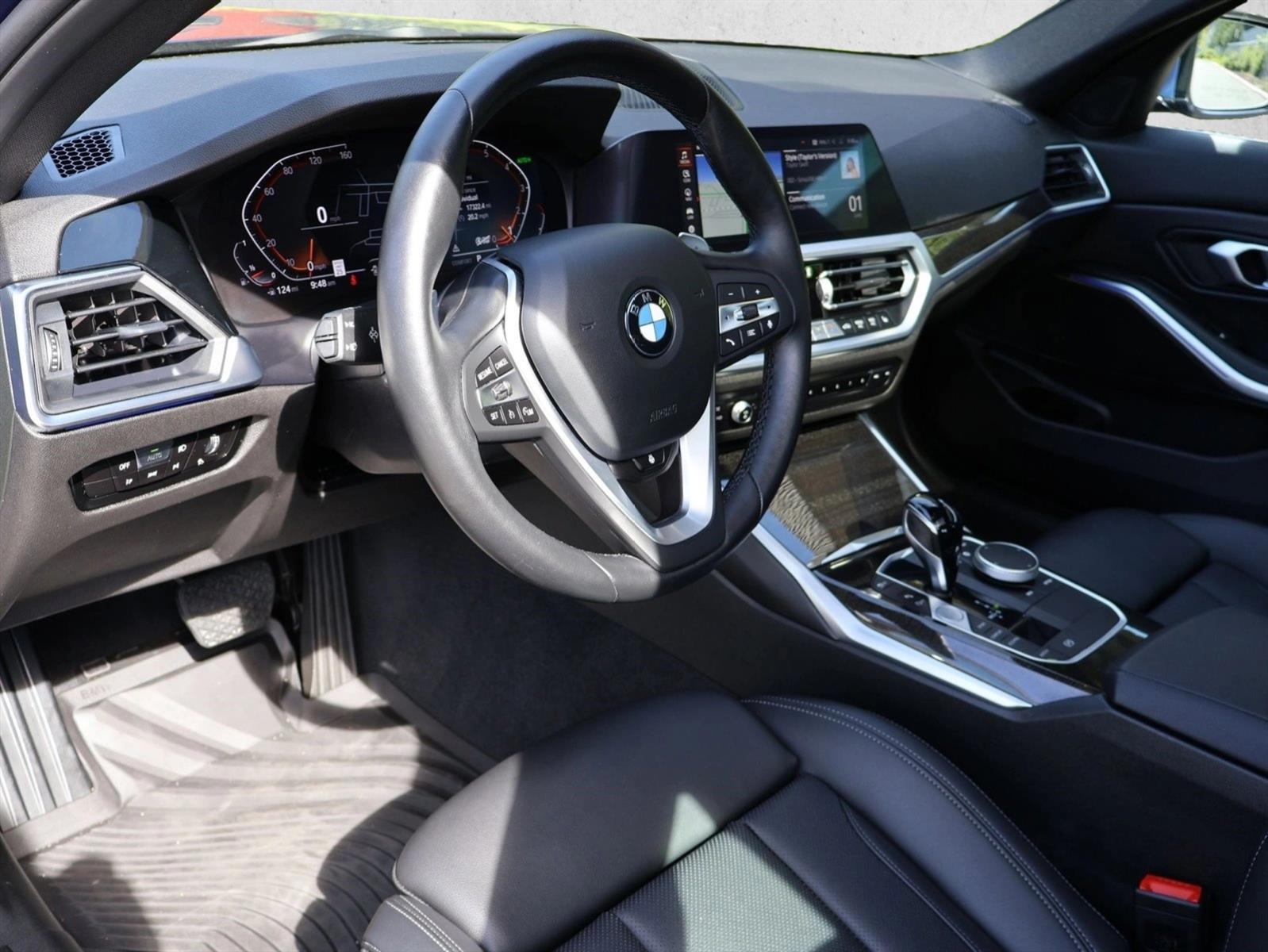 2022 BMW 3 Series 330i - Photo 14
