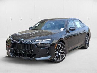 2025 BMW 740i
