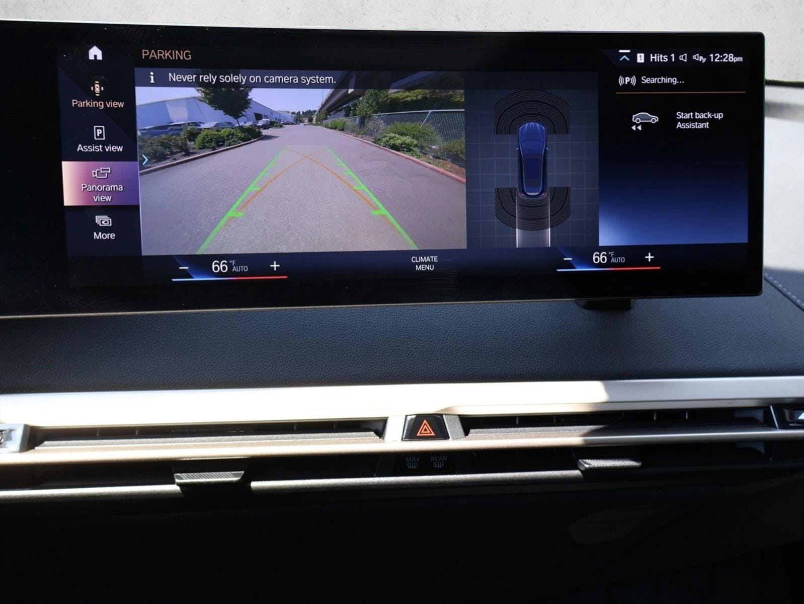 2023 BMW iX Base - Photo 18