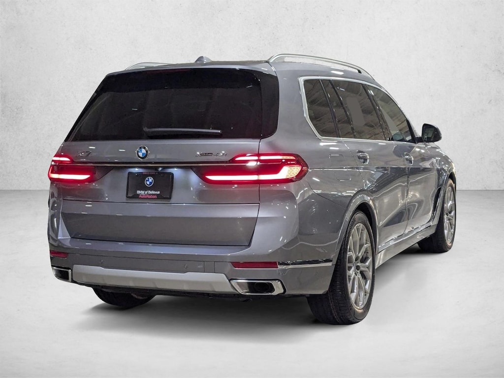New 2026 BMW X7 xDrive40i SUV