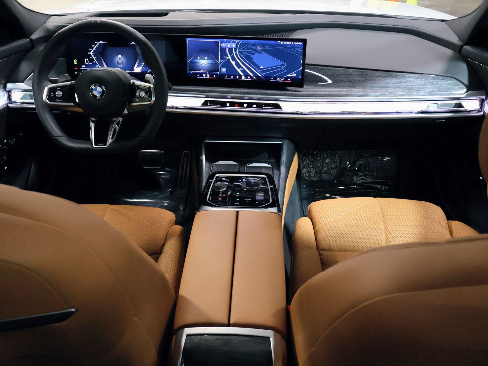 2025 BMW 7 Series 740i - Photo 25