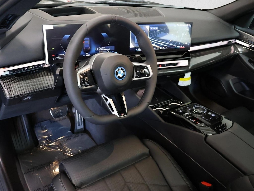 New 2027 BMW 550e xDrive Sedan