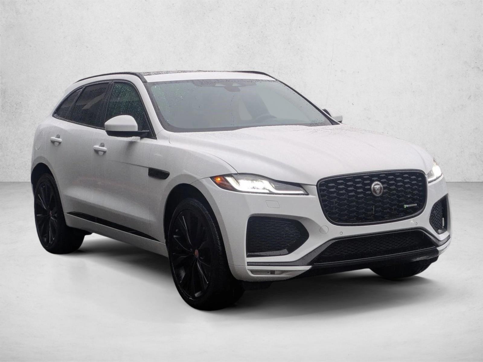 2023 Jaguar F-PACE P400 R-Dynamic S photo 3