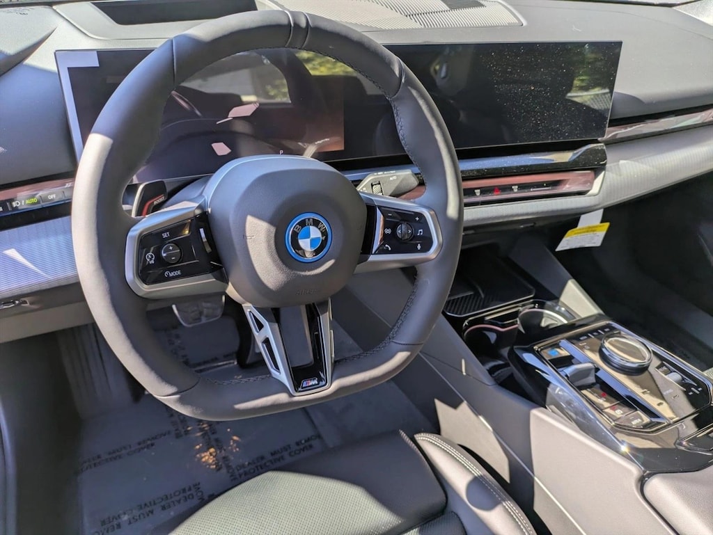 New 2026 BMW i5 xDrive40 Sedan