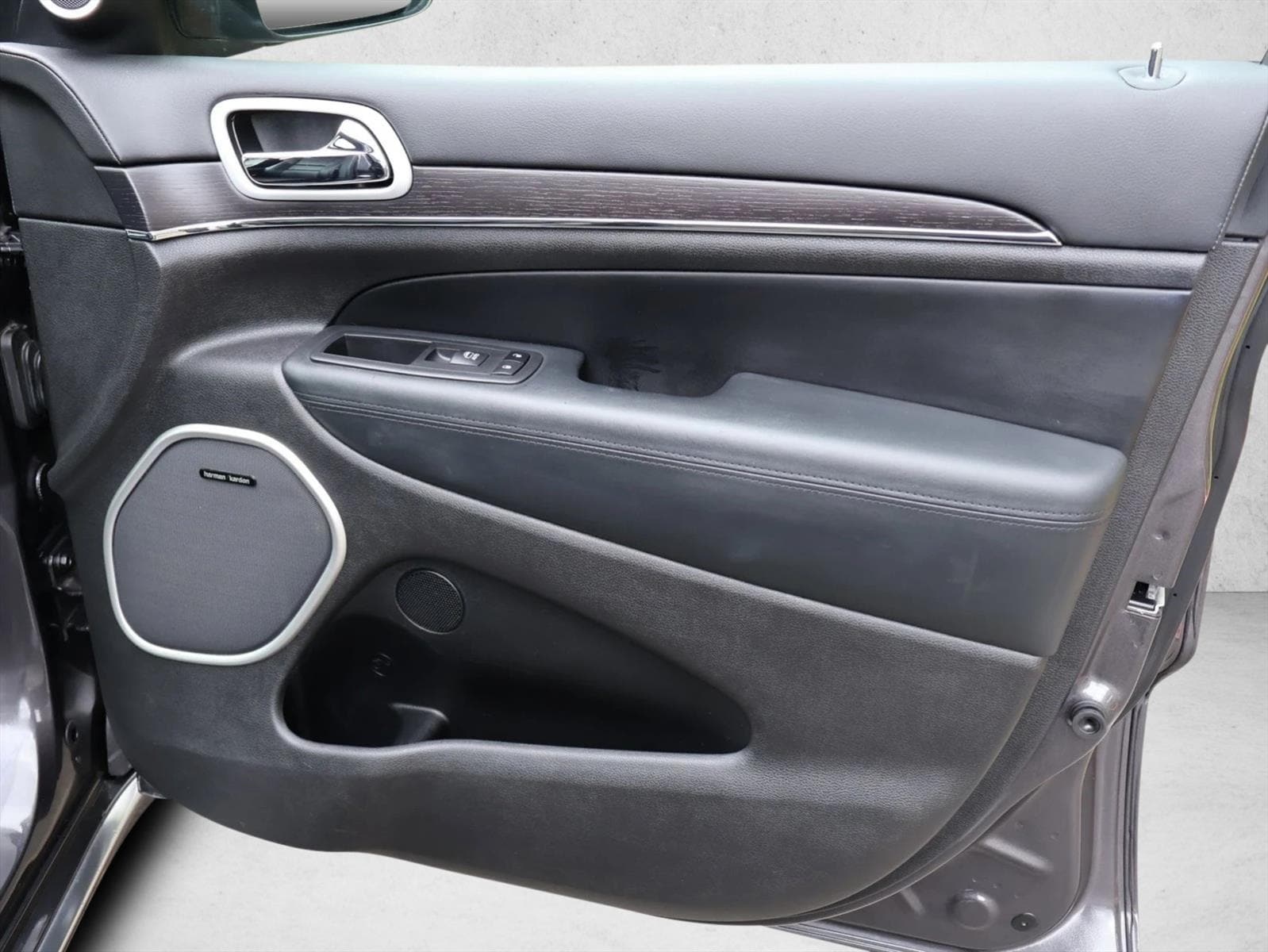 2018 Jeep Grand Cherokee Summit - Photo 30