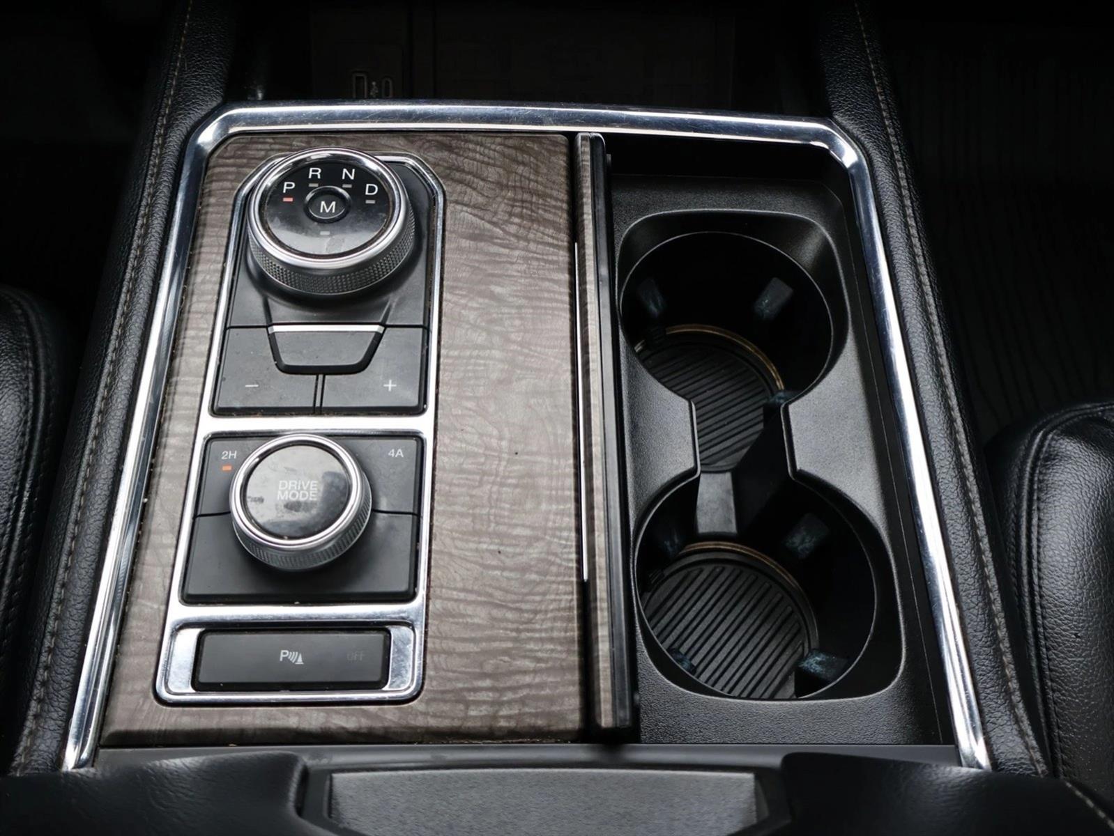 2020 Ford Expedition Limited - Photo 18
