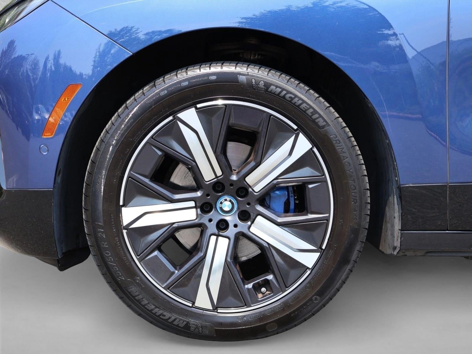 2023 BMW iX Base - Photo 28