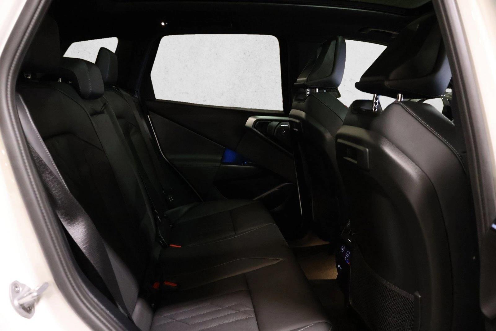 2025 BMW X3 M50 - Photo 22