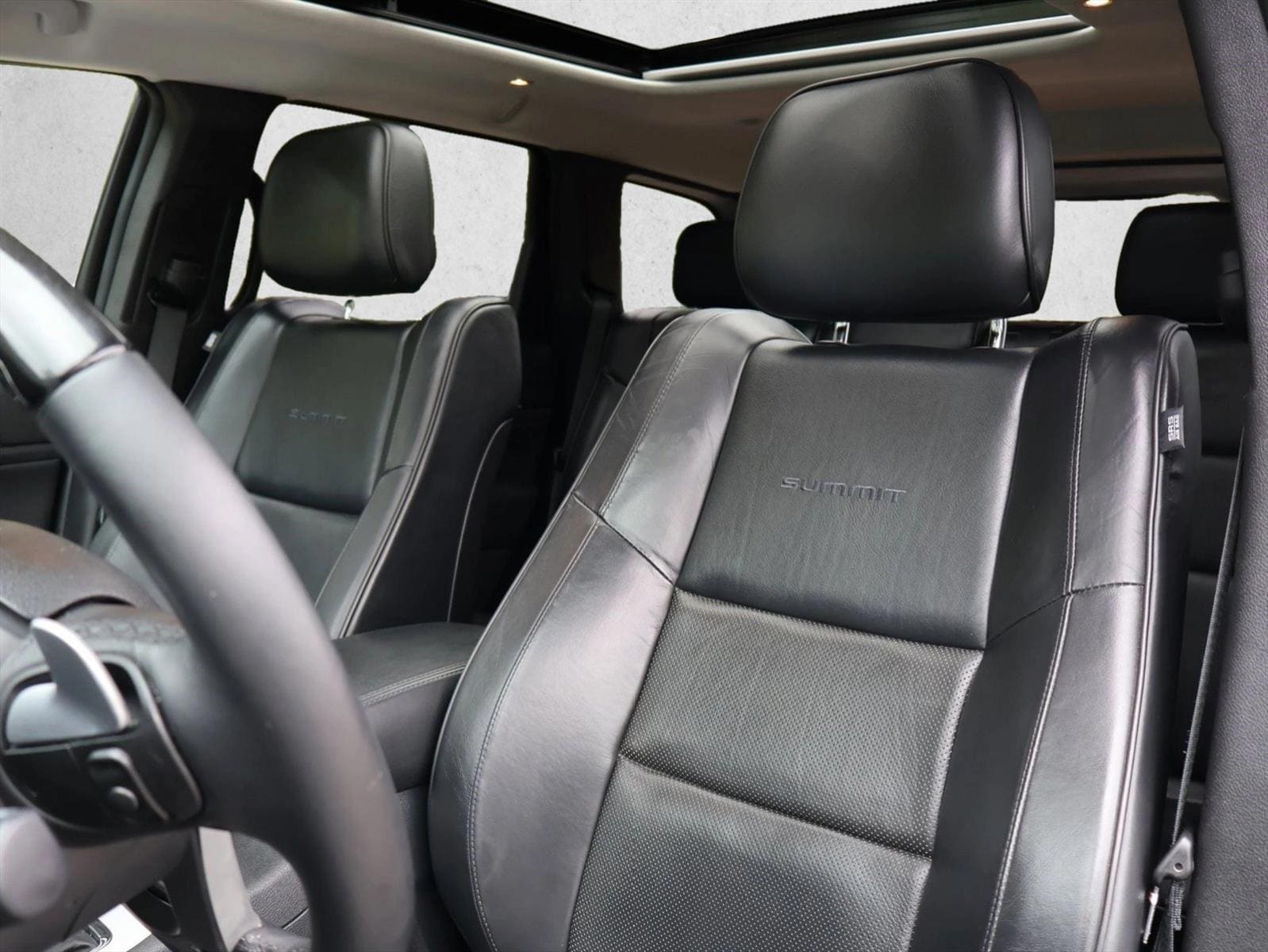 2018 Jeep Grand Cherokee Summit - Photo 13