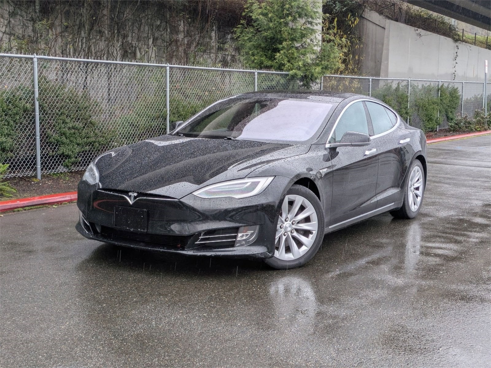 2016 Tesla Model S 90D's photo