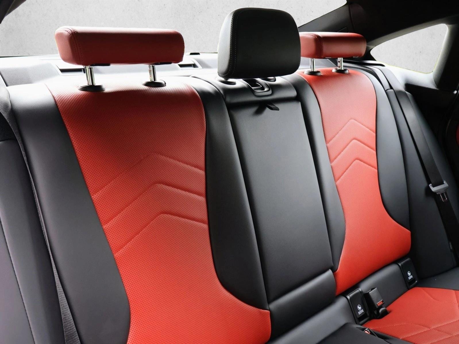 2025 BMW 2 Series M235 - Photo 26