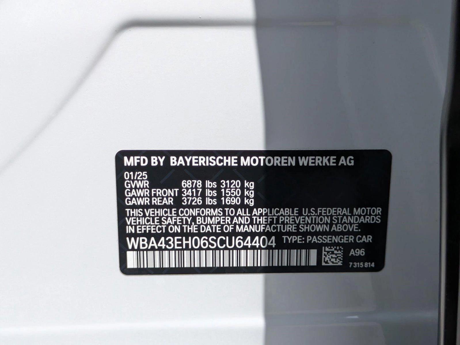 2025 BMW 7 Series 750e - Photo 19