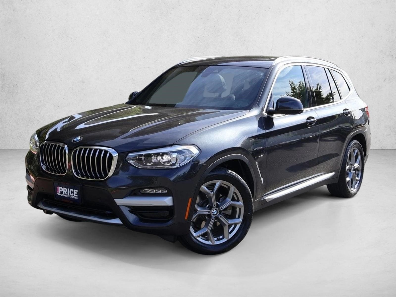 2021 BMW X3 xDrive30e's photo