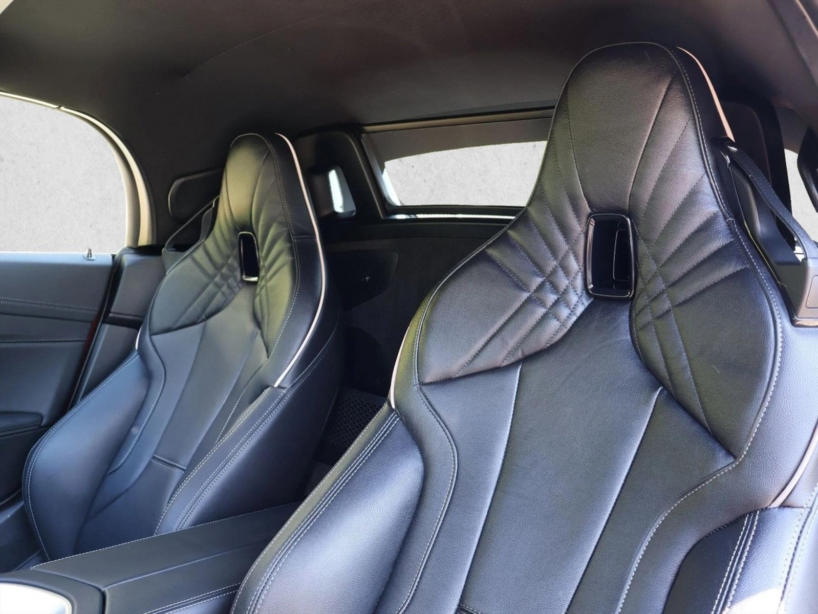 2025 BMW Z4 M40i - Photo 13