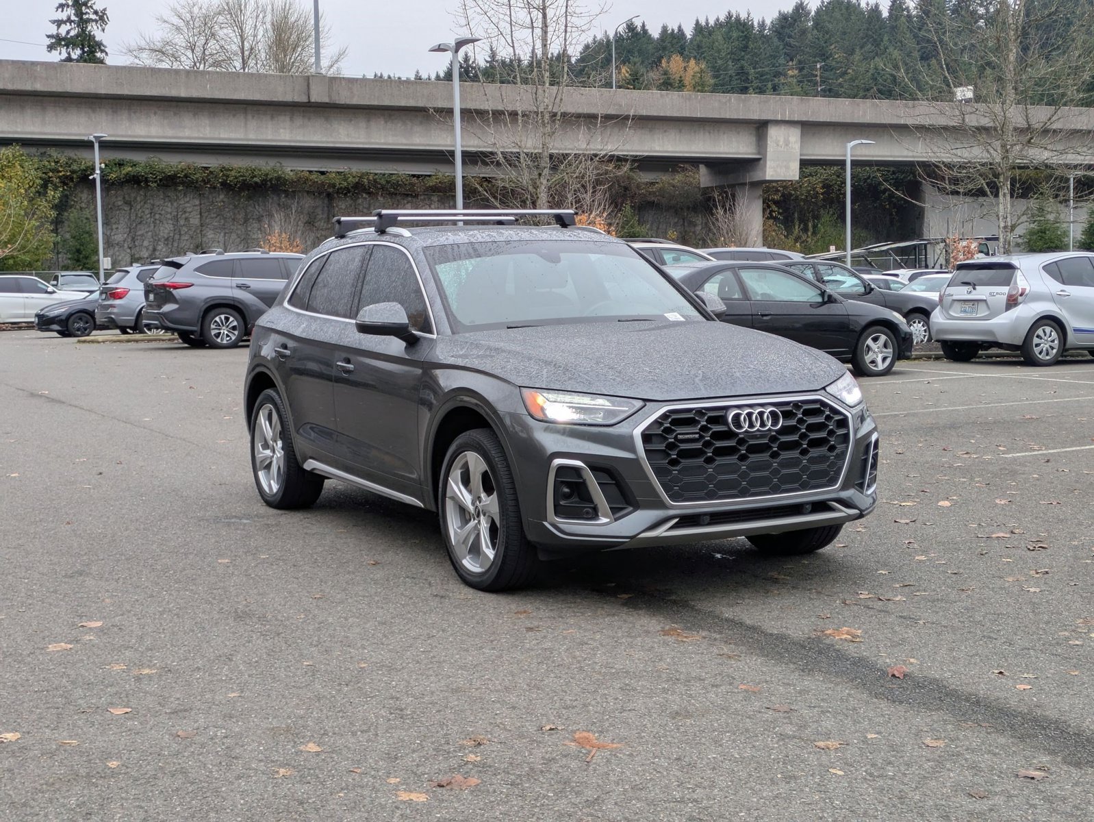 2022 Audi Q5 45 S line Premium photo 3