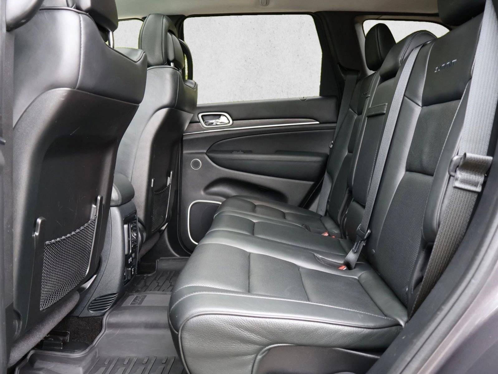 2018 Jeep Grand Cherokee Summit - Photo 26