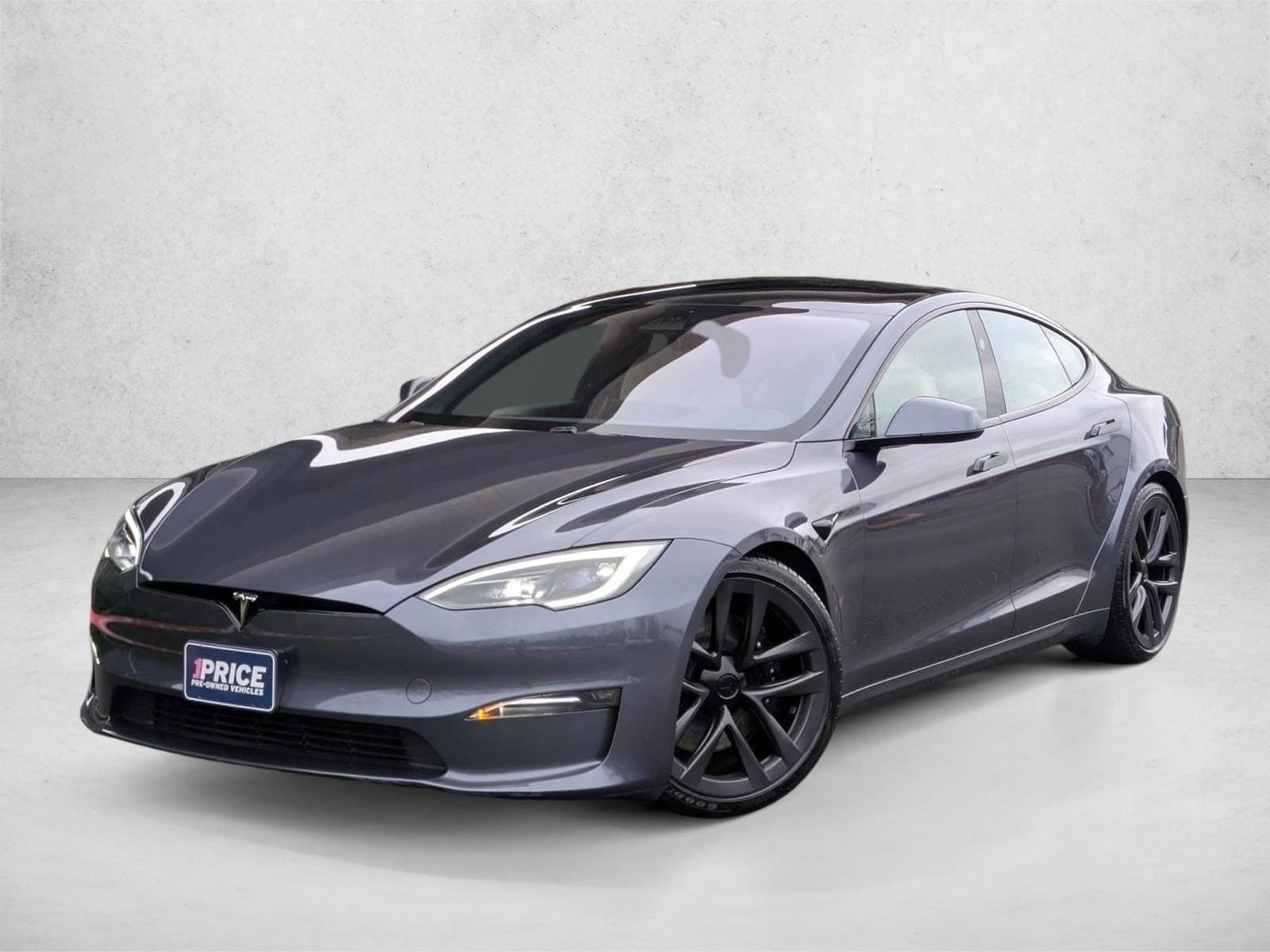 2023 Tesla Model S Base's photo