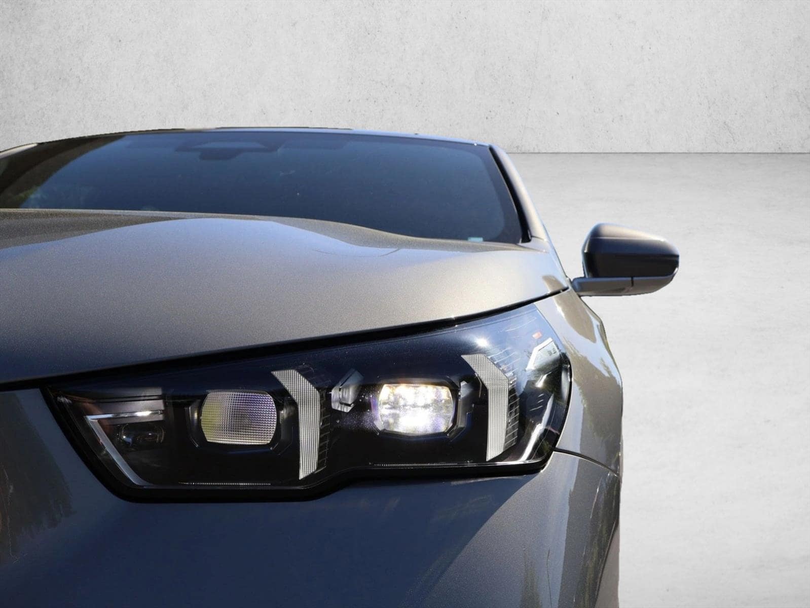 Used 2026 BMW i5 40 with VIN WBY33HG01TCV08844 for sale in Bellevue, WA