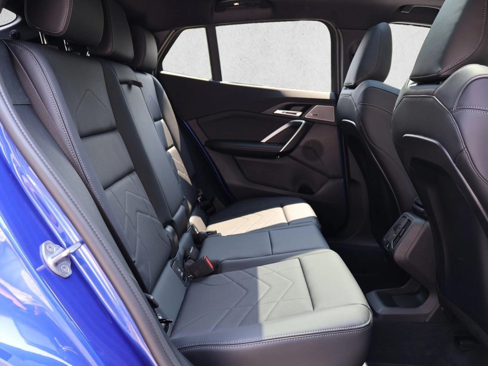 2026 BMW X2 28i - Photo 23