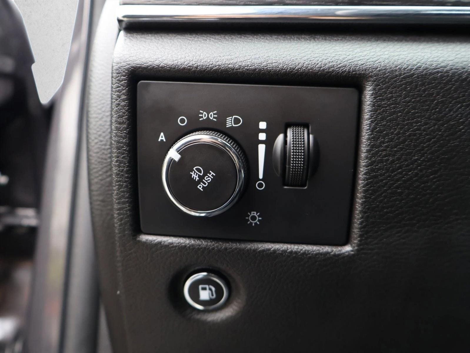 2018 Jeep Grand Cherokee Summit - Photo 15